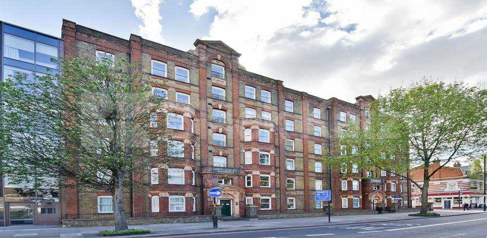 			LET , 1 Bedroom, 1 bath, 1 reception Apartment			 St.Georges Road., Lambeth North